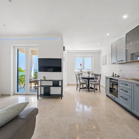 Valentino Apartment *