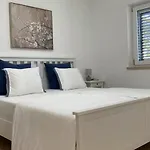 Valentino *