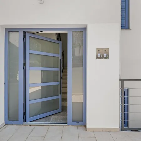 Valentino Apartment